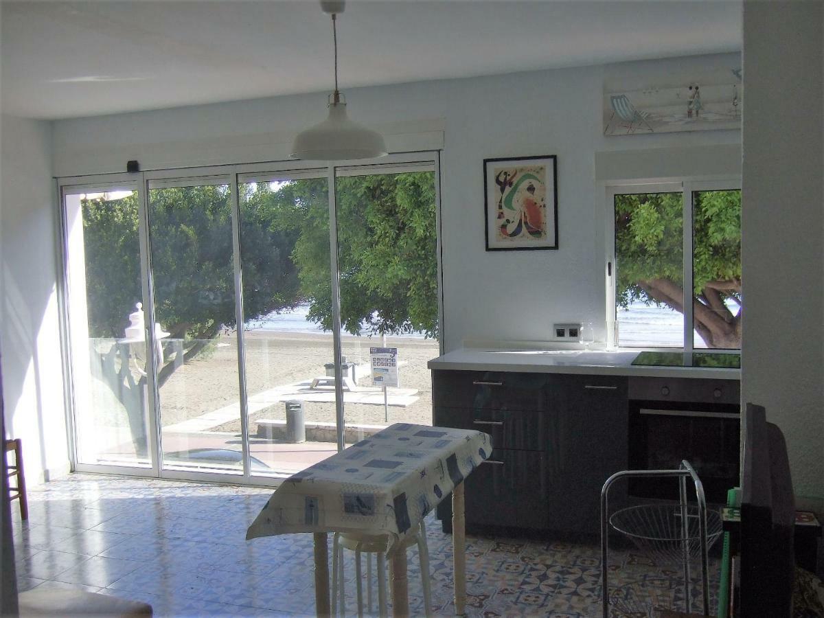 Beachfront House Malaga Luaran gambar