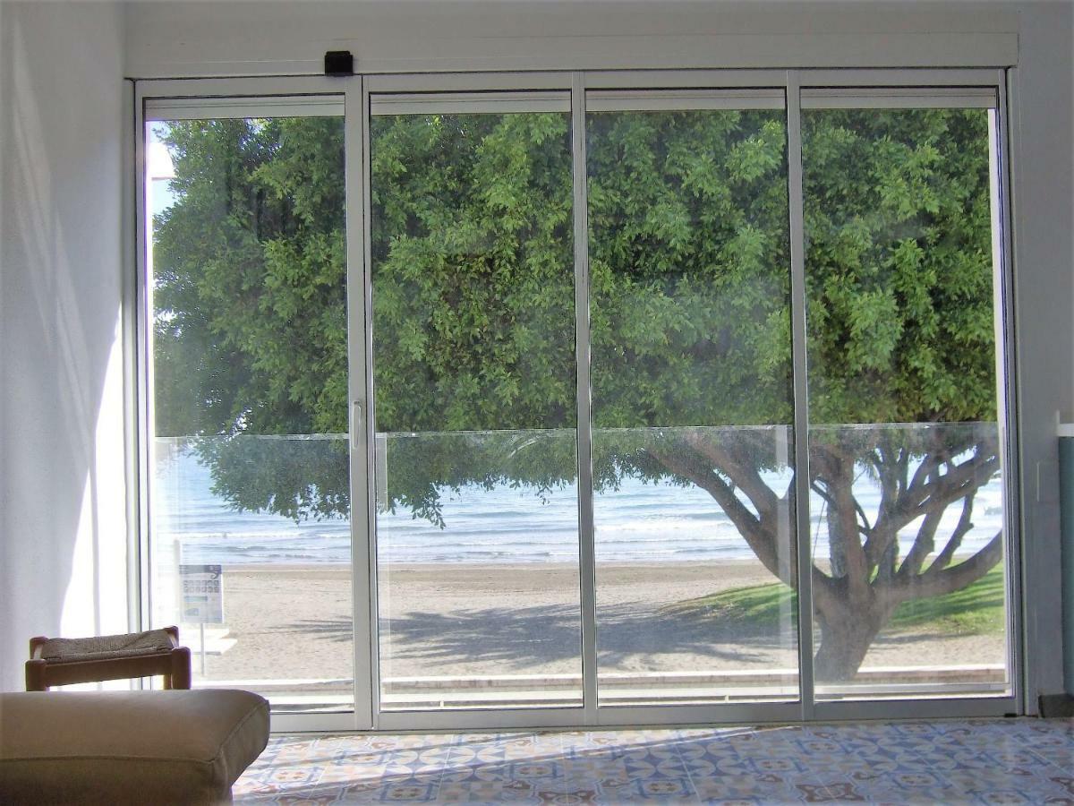 Beachfront House Malaga Luaran gambar